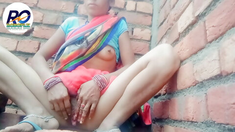 Indian Desi Bhabhi Saree Show Full Finger Karke Chudai Karai Hindi Audio