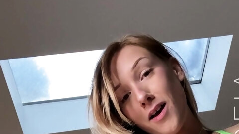 Amateur Blonde Teen Plays Solo With Toy Webcam Porn