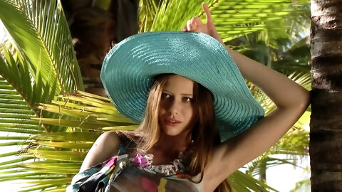 Small Titted Babe Toys Her Pussy On Webcam